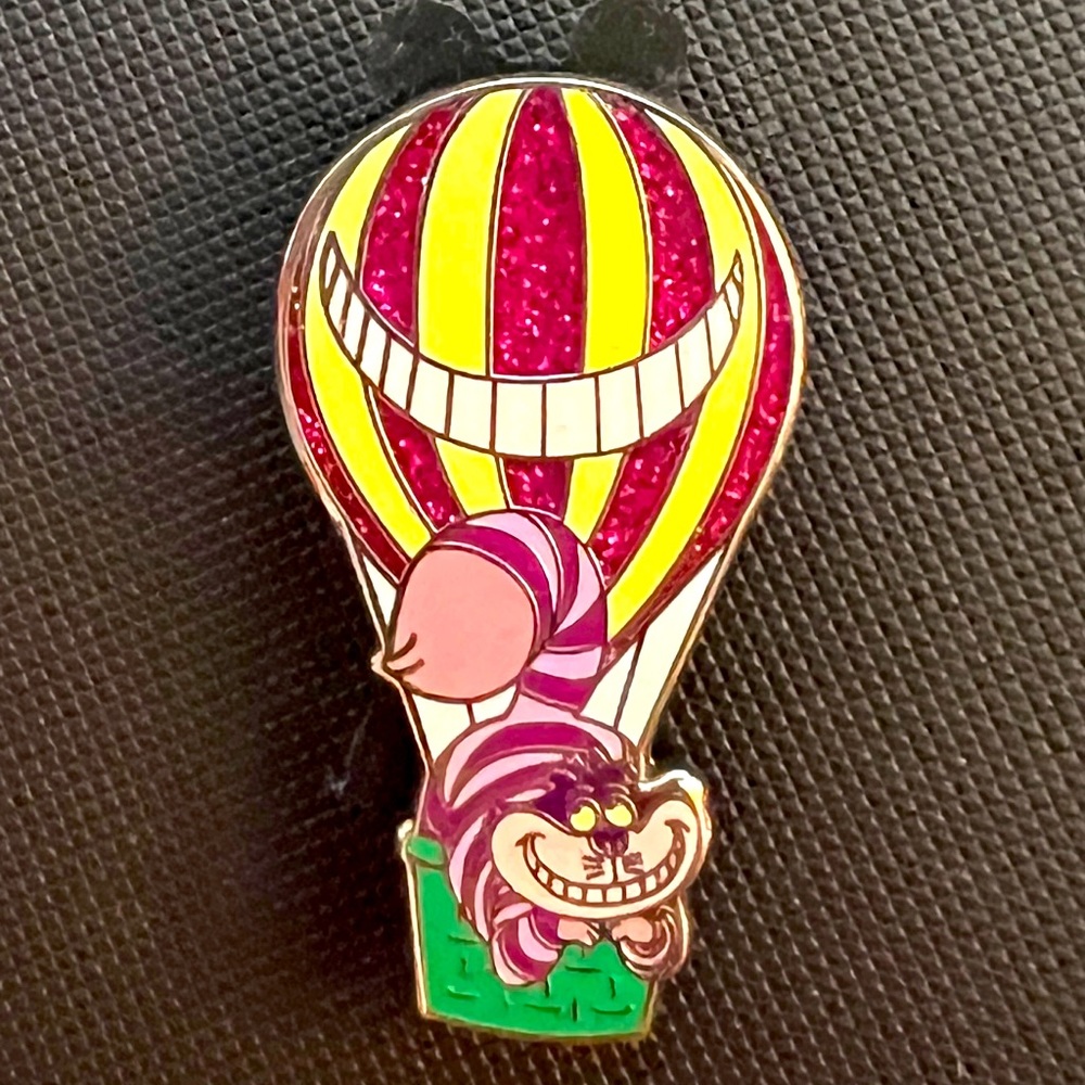 Disney Mystery Pins - Hot Air Balloons - Adventure Is Out There! Cheshire Cat
